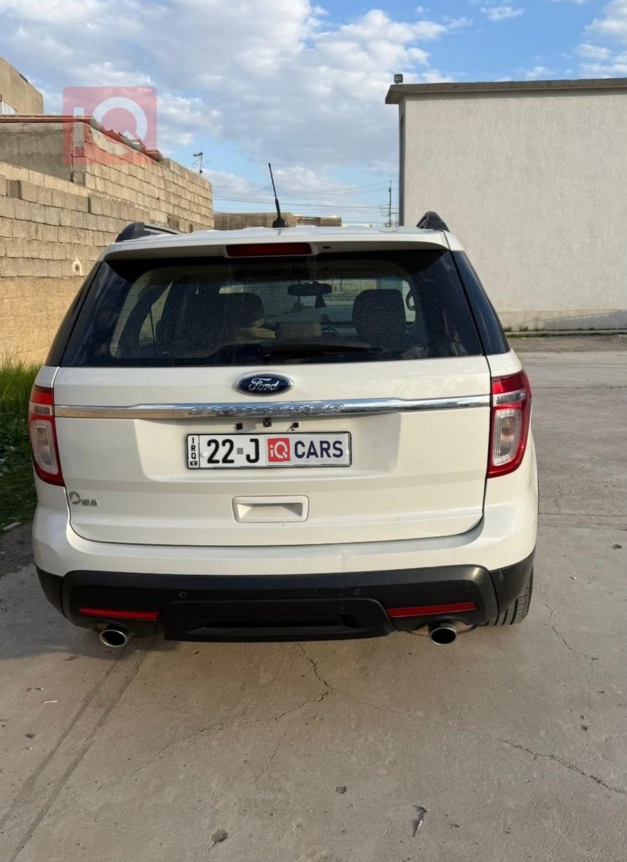 Ford Explorer